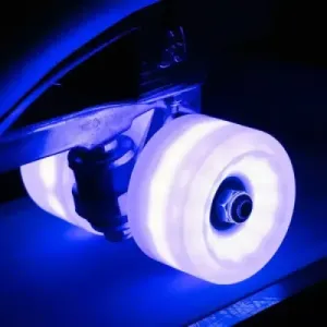 Roues Lumineuses Moxi Cosmo Glow 62mm (x4) | Achat En Ligne | Jack'n Roll